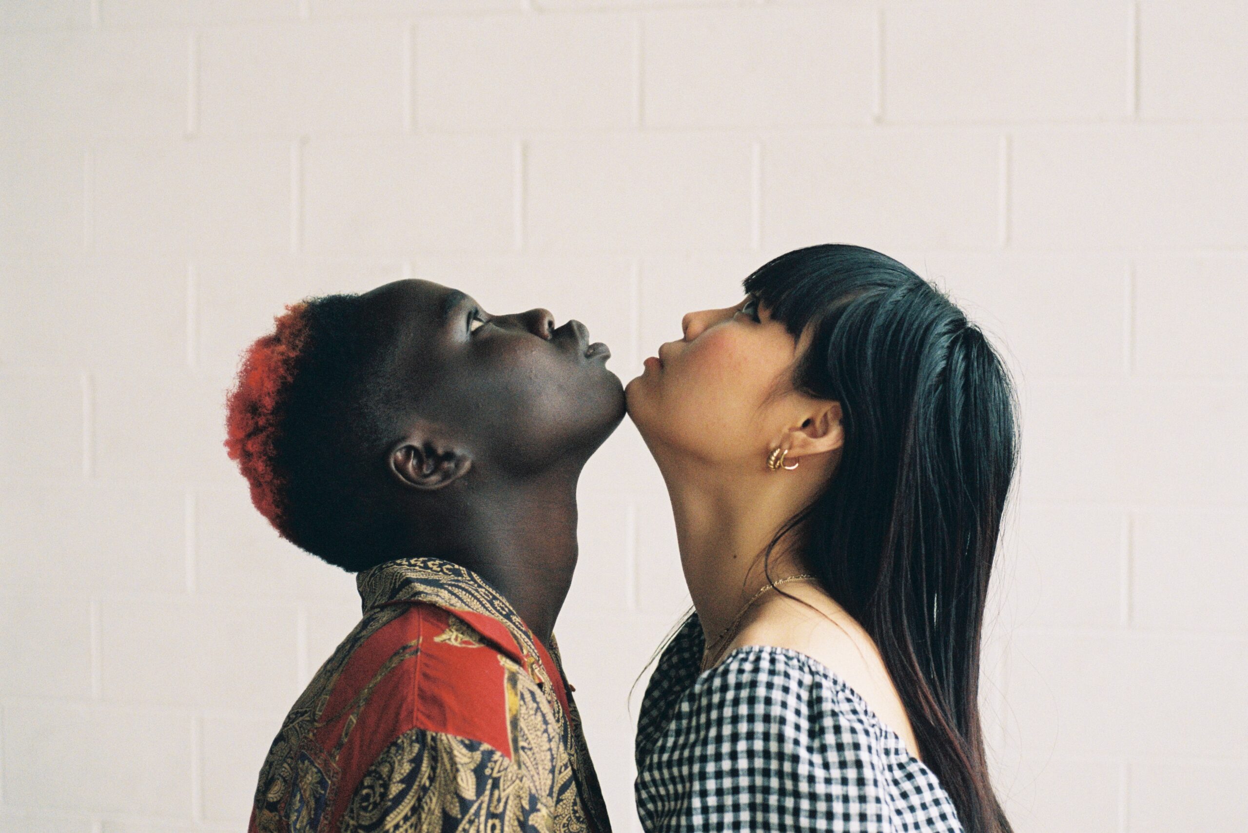 Perché siamo parlatə dalle parole: etimologia della diversità